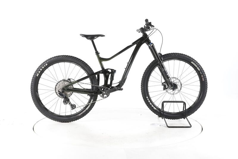 Giant Trance X 1 2023 | černá | 29" | M, image 1 of 5