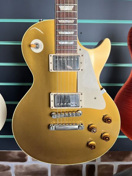 Gibson Custom Shop 1957 Les Paul Standard Reissue Goldtop 2003 Electric Guitar | goldtop, image 4 of 5