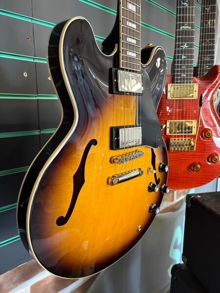 Gibson ES-335 60’s Vintage Burst Semi-Hollow Electric Guitar | Vintage Burst, image 3 of 5