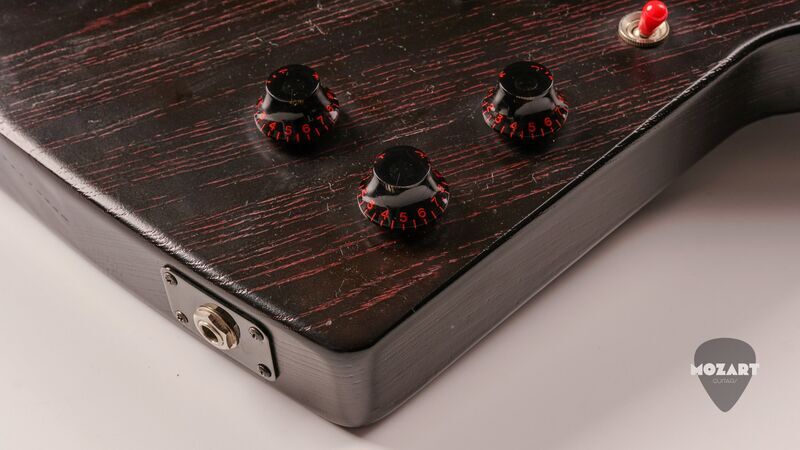 Gibson Explorer Vampire Blood Moon Limited edition 2011 | black / red, image 5 of 5