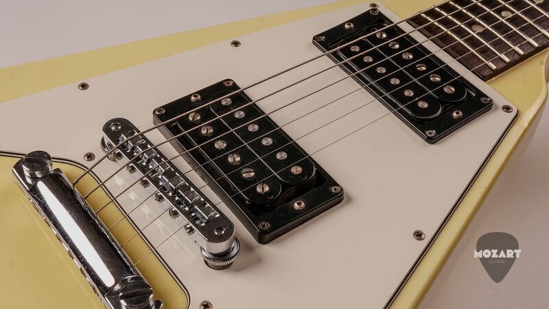 Gibson Flying in '67 Reissue Classic white 1994 | Classic white, image 5 of 5