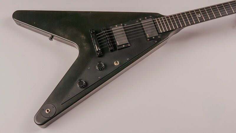Gibson Flying в Gothic 1999 – EMG + case | Original, image 4 of 5