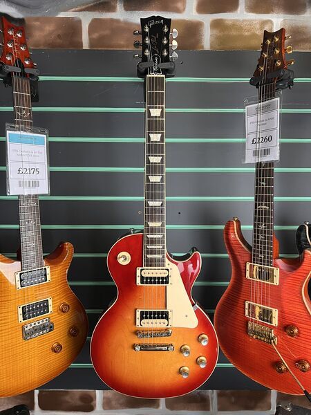 Gibson Les Paul Classic Heritage Cherry Sunburst 2019 Electric Guitar | Cherry Sunburst, image 2 of 5