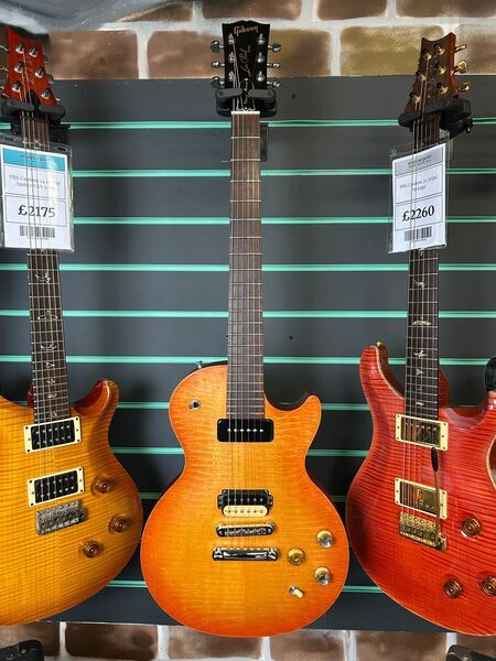 Gibson Les Paul Gary Moore BFG Signature Lemon Burst 2009 Electric Guitar | Burst, image 2 of 5