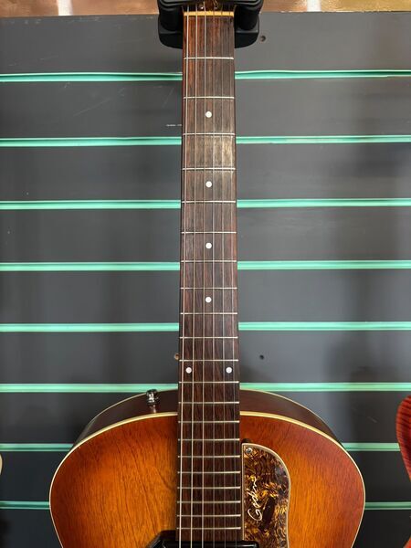Godin 5th Avenue Kingpin P90 Cognac Burst Hollow Body Archtop Electric Guitar | Burst, image 5 of 5