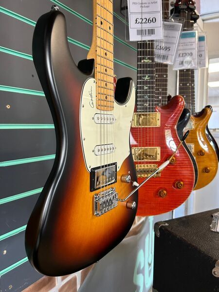 Godin Session Vintage Burst Semi-Gloss 2017 Electric Guitar | Vintage Burst, image 3 of 5