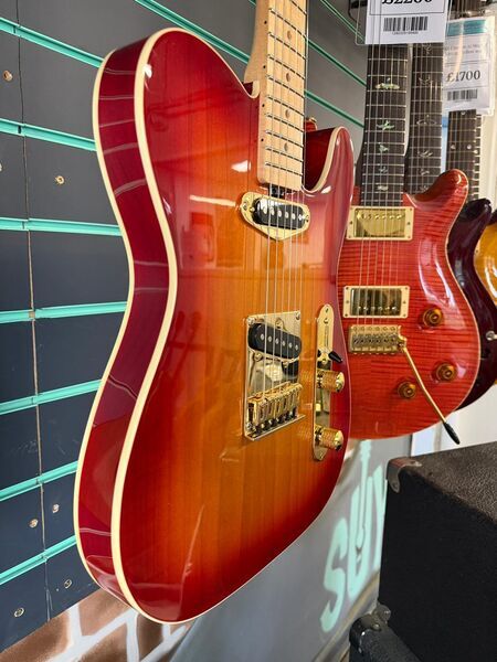 Gordon Smith Classic T Deluxe Cherry Burst 2017 Electric Guitar | Cherry Burst, image 3 of 5
