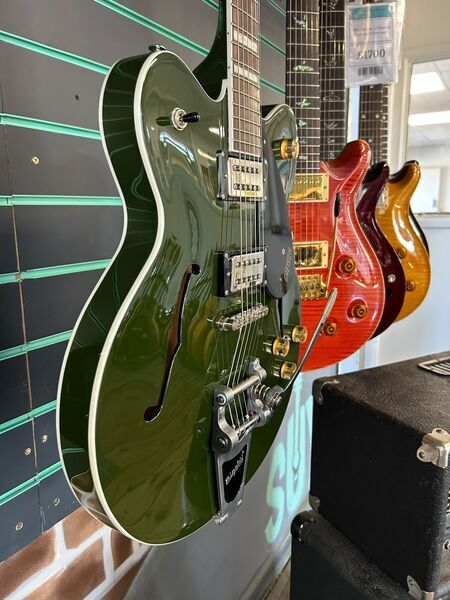 Gretsch G2622T Streamliner Torino Green 2017 Hollow Body Electric Guitar | green, image 3 of 5