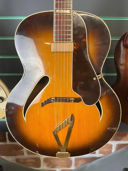 Gretsch Synchromatic 200 Sunburst c.1940s Vintage Archtop Acoustic Guitar | Sunburst Vintage, image 4 of 5