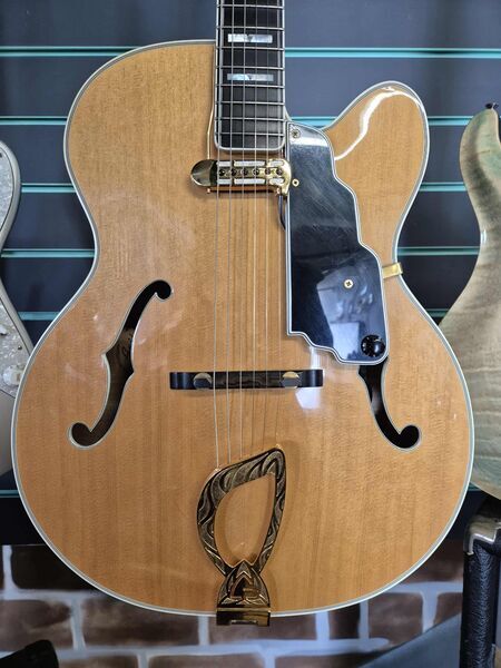 Guild Artist Award 1995 Archtop Electric Guitar | Original, image 4 of 5