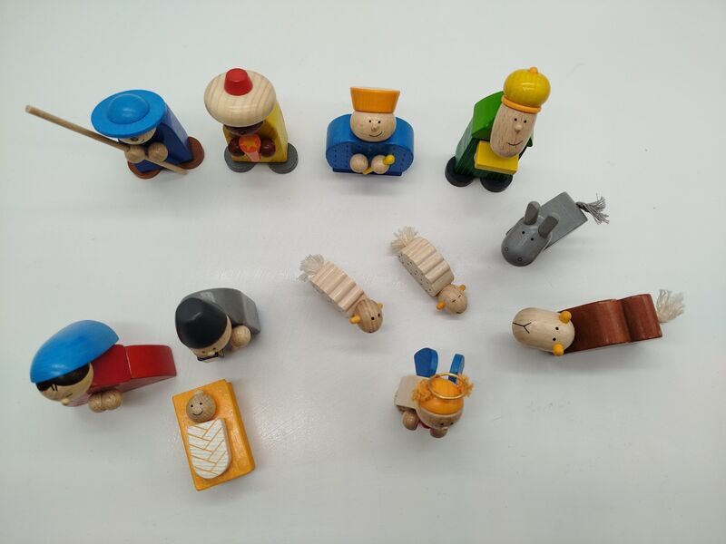 Haba Weihnachtskrippe Holzspielzeug – Set von 12 Figuren | mehrfarbig 2