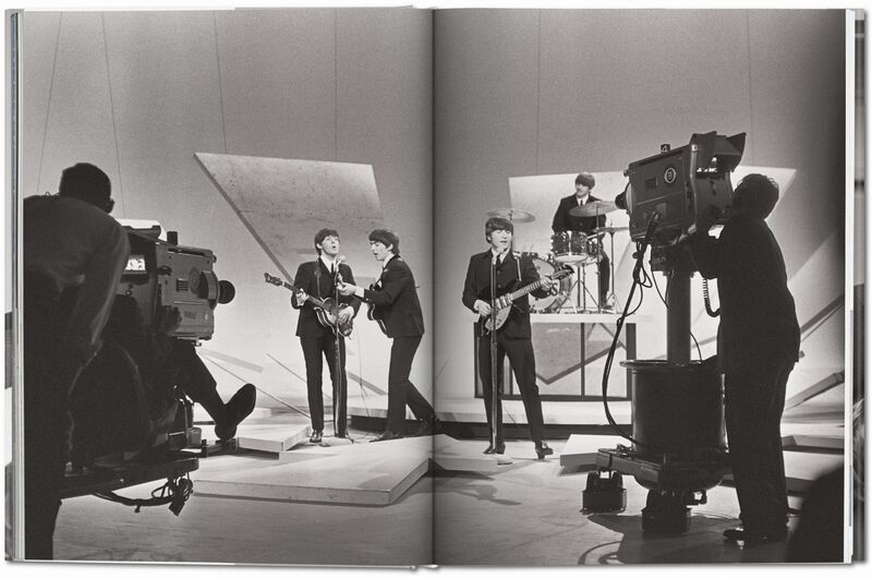 Harry Benson. The Beatles | Weiß, image 3 of 4