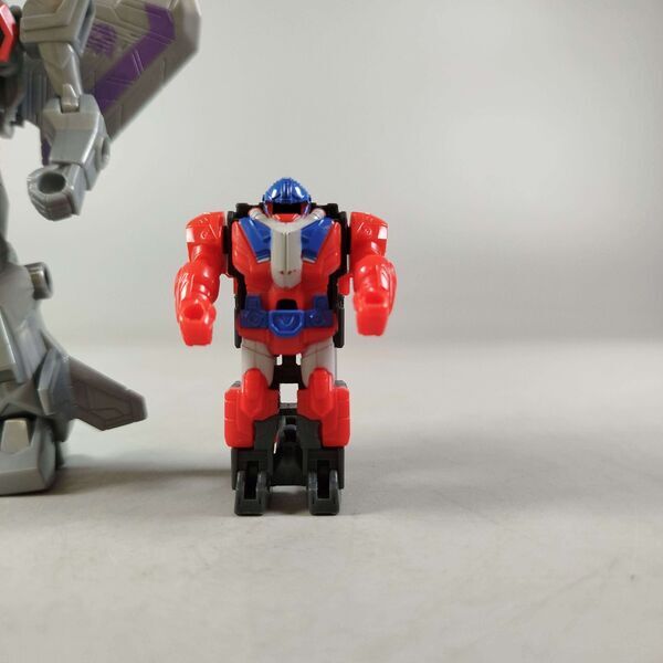 Hasbro Bundle Starscream & Demolition Destroyer Set von 2 Actionfigurene | mehrfarbig, image 2 of 3