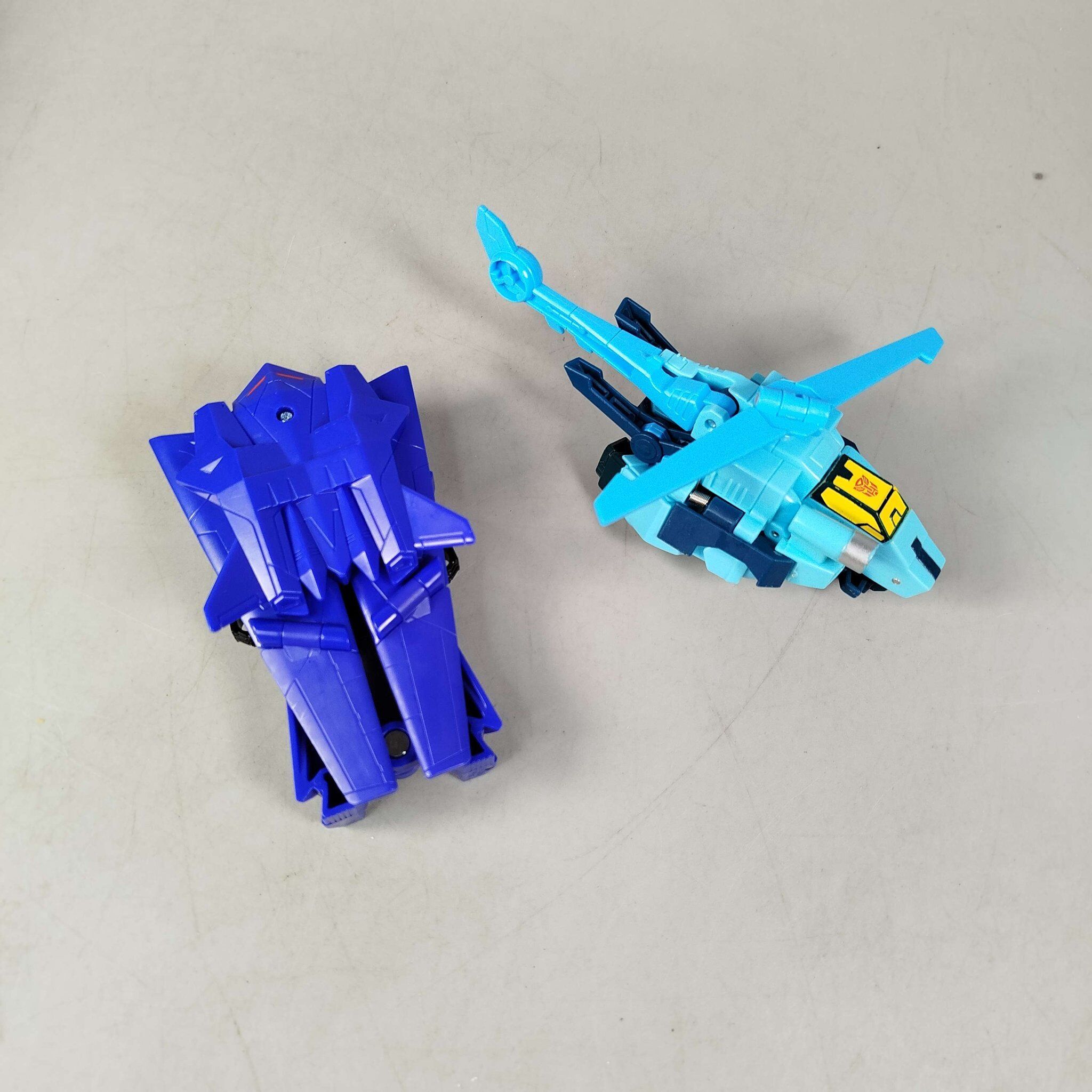 Hasbro Bundle Transformers 2x Roboter Jet & Hubschraubere
