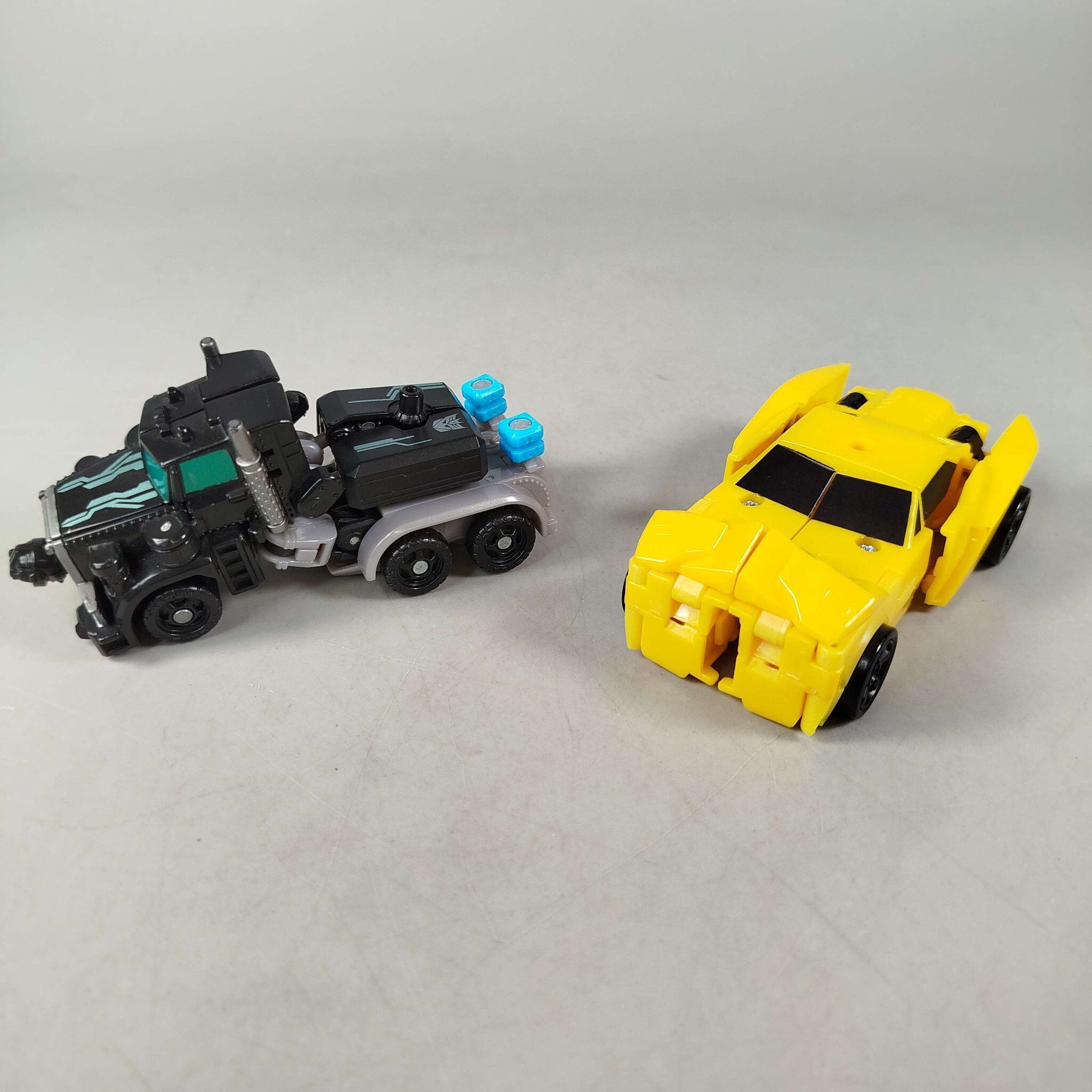 Hasbro Bundle Transformers Set von 2 Verwandlungsrobotere
