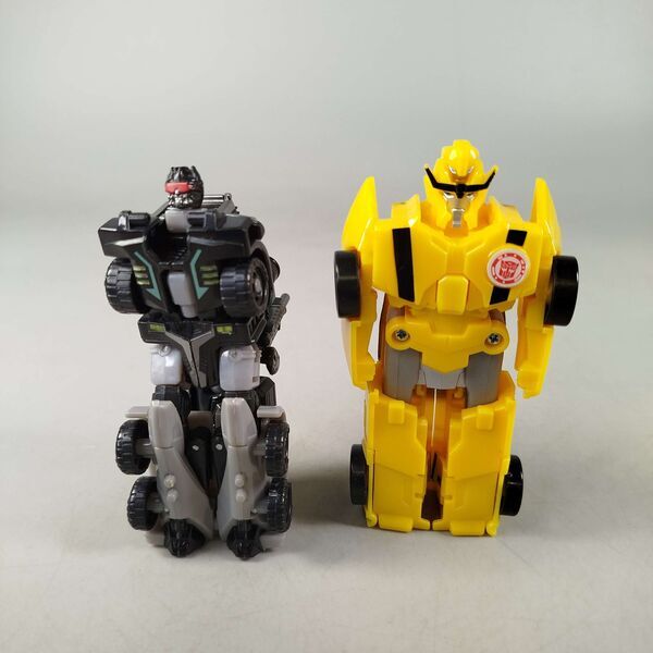 Hasbro Bundle Transformers Set von 2 Verwandlungsrobotere | mehrfarbig, image 2 of 2