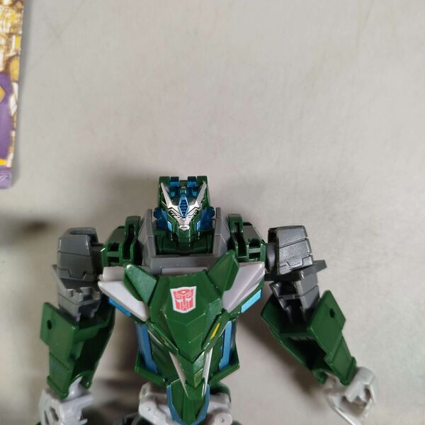 Hasbro Transformers Thunderhowl Energon Armor Actionfigur mit Zubehöre | mehrfarbig, image 2 of 5