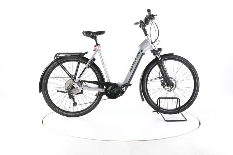 Hercules Futura Sport I-10 2021 | silver | 28" | 57 cm | 500 - 3000 km, image 1 of 5