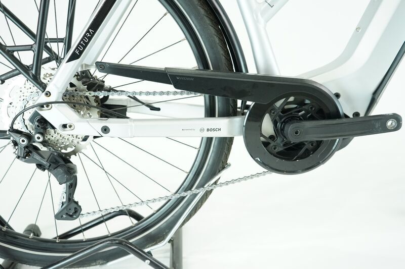 Hercules Futura Sport I-10 (2022) | Step-Through | silver | 28" | 53 cm | 500 - 1000 km 2