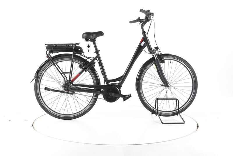 Hercules Robert/a R7 Active Plus 2022 | černá | 28" | 50 cm | 500 - 3000 km, image 1 of 5