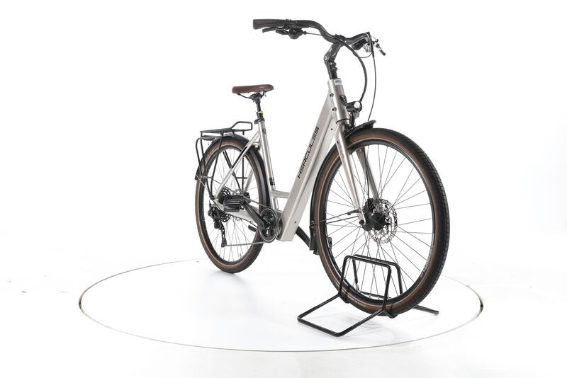 Hercules Urbanico I-10 2023 | stříbrná | 28" | 53 cm | < 500 km, image 3 of 5