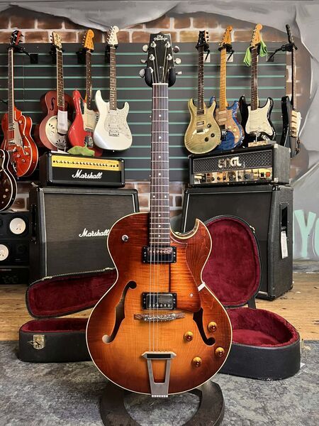 Heritage H575 Autumn Sunburst 1995 Archtop Hollow Body Jazz Guitar | sunburst, image 1 of 5