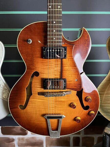 Heritage H575 Autumn Sunburst 1995 Archtop Hollow Body Jazz Guitar | sunburst, image 4 of 5