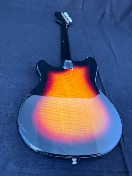Hofner 164 1969 1976 | Shaded Wood (Sunburst), image 4 of 5
