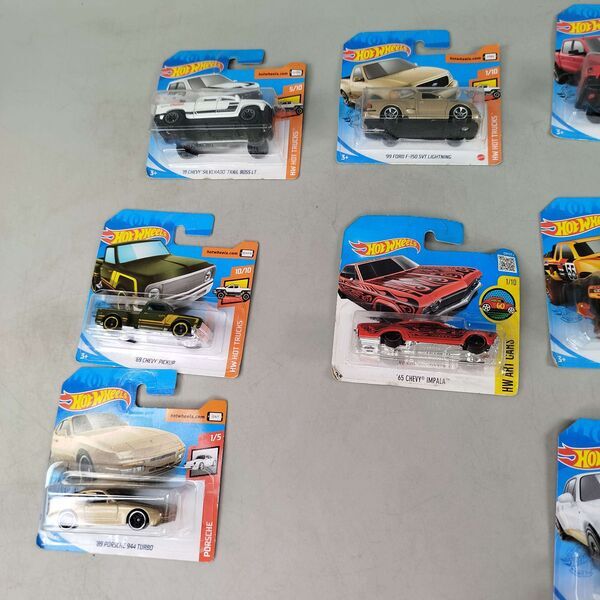 Hot Wheels Bundle Hot Trucks Set von 10 Autose | mehrfarbig, image 3 of 3