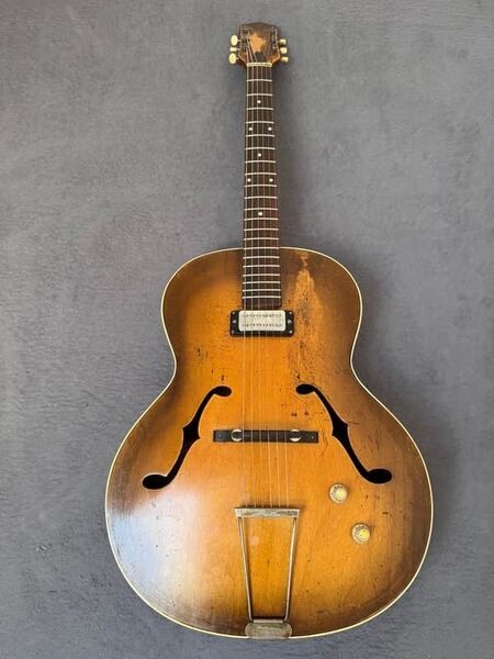 Hoyer Restored Archtop 1950s | червено, image 2 of 5