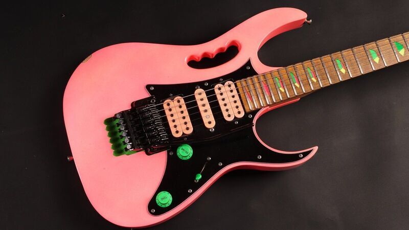 Ibanez JEM777-SK Shocking Pink 1987 – Steve Vai Signature | pink, image 2 of 5