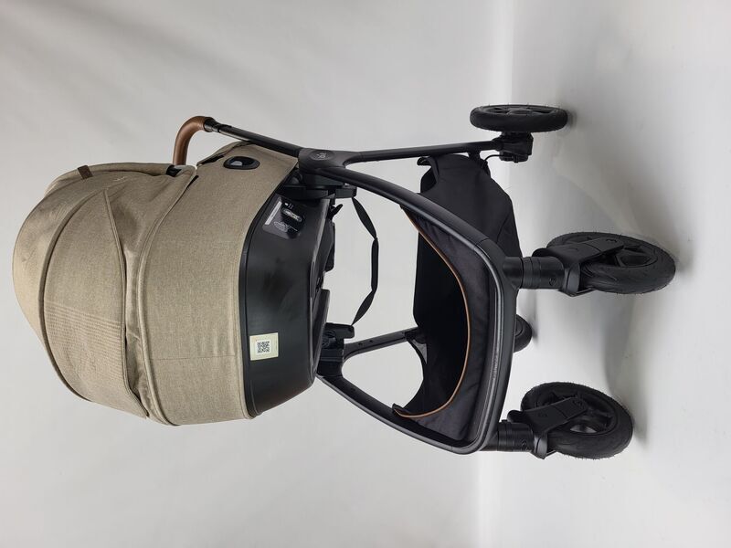 Joie Signature Finiti combination stroller | black/beige, image 2 of 5