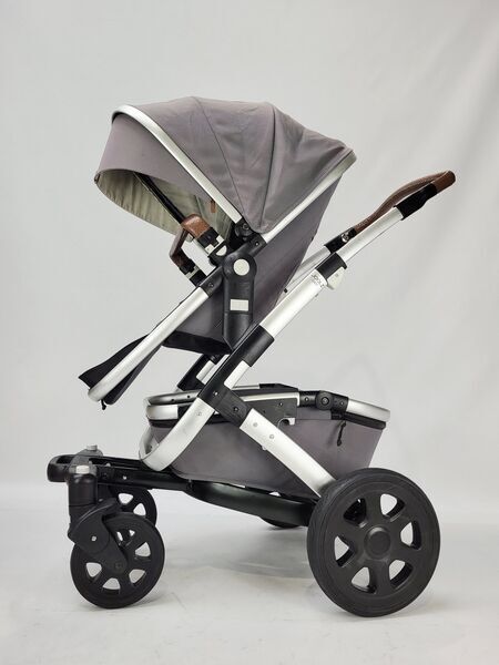 Joolz Geo 2 Combination Pushchair | grey, image 2 of 5