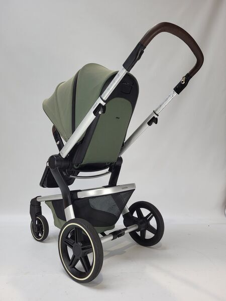 Joolz Hub+ stroller | silver/green, image 5 of 5
