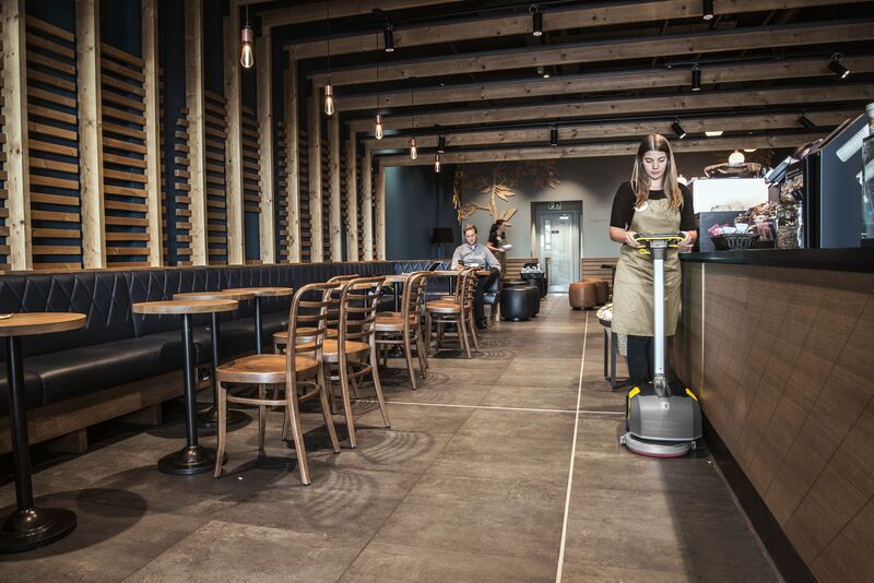 Kärcher BD 30/4 C Bp Pack Scheuersaugmaschine | schwarz/gelb 5