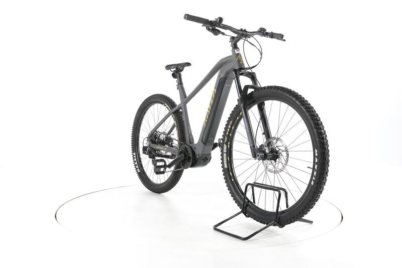 KAYZA Sapric 8 2022 | šedá | 29" | 52 cm | 500 - 3000 km, image 2 of 4