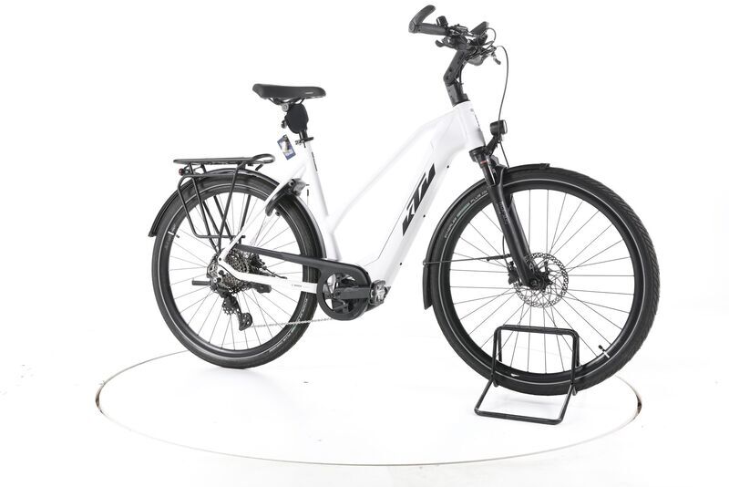 KTM Cento 10 Plus 2022 | white | 28" | 56 cm | < 500 km, image 2 of 5