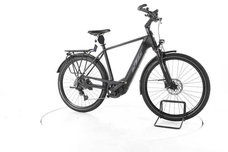 KTM Cento 10 Plus 2023 | zwart | 28" | L | 500 - 3000 km, image 1 of 4