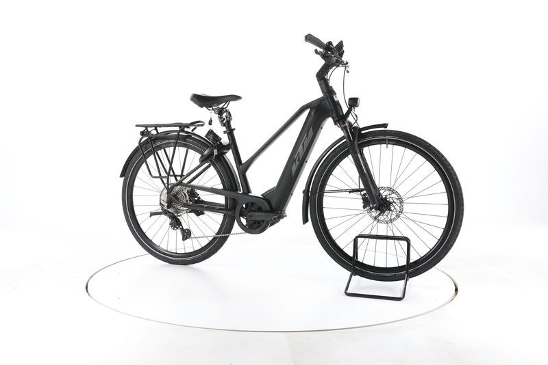 KTM Cento 10 Plus 2023 | černá | 28" | 46 cm | > 3000 km, image 2 of 5
