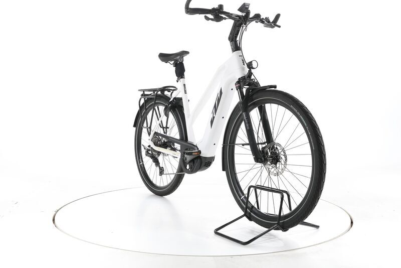 KTM CENTO 10 PLUS 2023 | wit | 28" | 56 cm | 500 - 3000 km, image 3 of 5