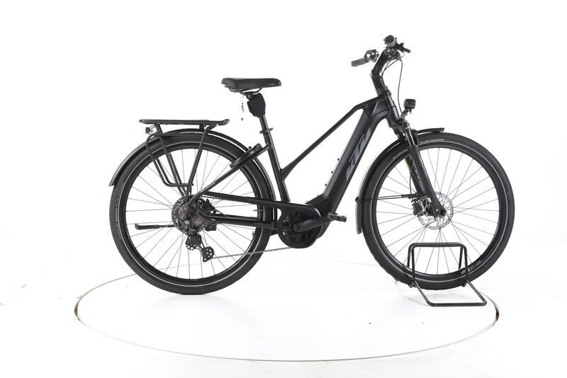 KTM Cento 10 Plus 2023 | black | 28" | S | < 500 km, image 1 of 5
