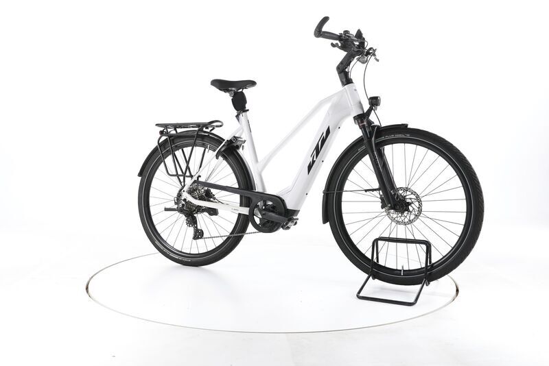 KTM Cento 10 Plus 2024 | blanc | 28" | 56 cm | 500 - 3000 km, image 2 of 5