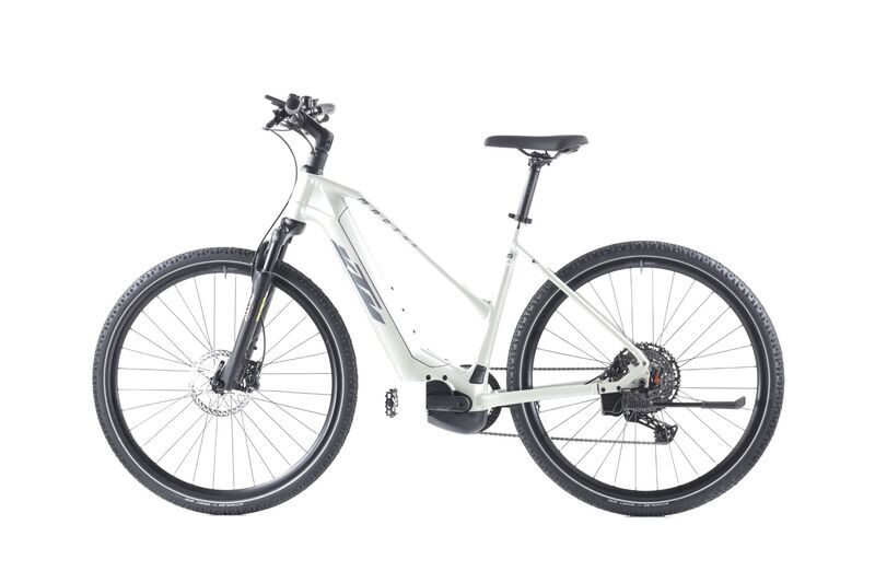 KTM Macina Cross 720 (2025) | Trapez | silber | 28" | 51 cm | < 100 km 2