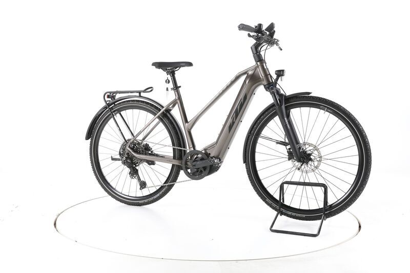 KTM Macina Cross LFC 2024 | grijs | 28" | M | 500 - 3000 km, image 2 of 5