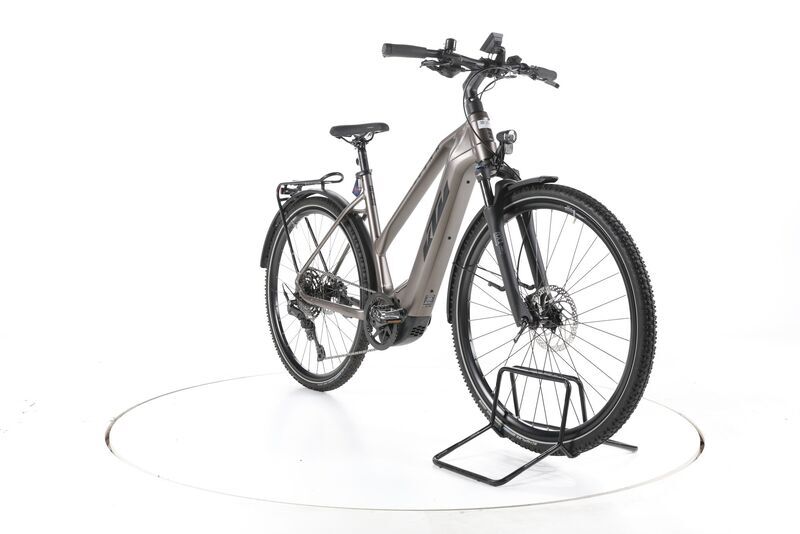 KTM Macina Cross LFC 2024 | grijs | 28" | M | 500 - 3000 km, image 3 of 5