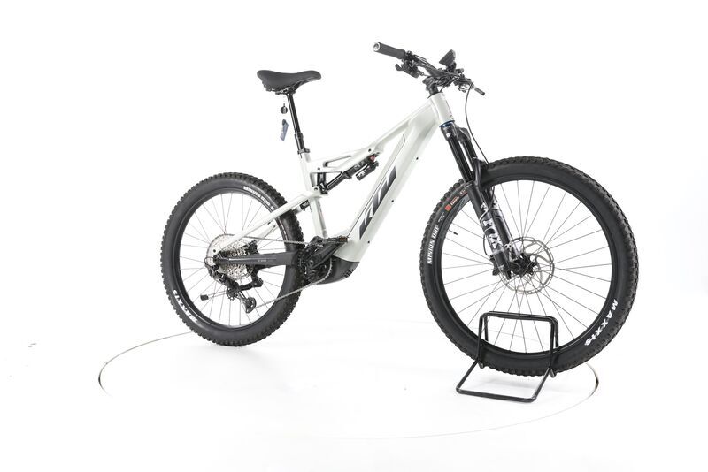 KTM Macina Kapoho 7972 2023 | Weiß | 29"/27,5" | 48 cm | < 500 km 1