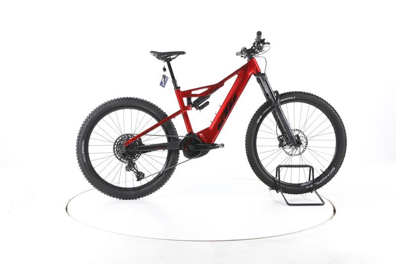 KTM Macina Kapoho 7973 2023 | red | 29"/27,5" | 43 cm | 500 - 3000 km, image 1 of 5