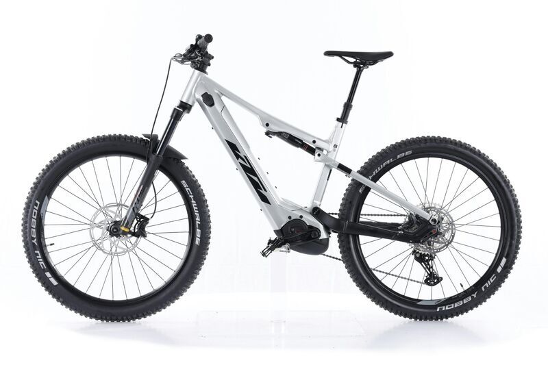 KTM Macina Lycan 772 (2023) | Diamant | silber | 27.5" | 48 cm | 500 - 3000 km | Tektro Orion | SR Suntour XCR 34 4