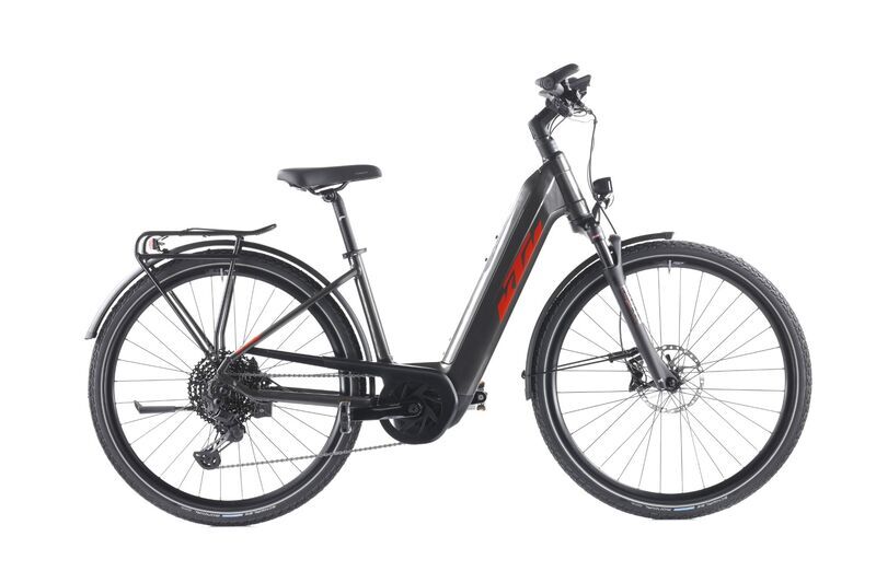 KTM Macina Sport 720 (2025) | Low Entry | gray | 28" | 43 cm | < 100 km 1