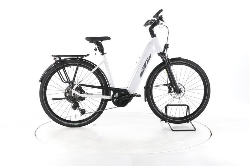 KTM Macina Style 720 2022 | bianco | 28" | 51 cm | < 500 km, image 1 of 5